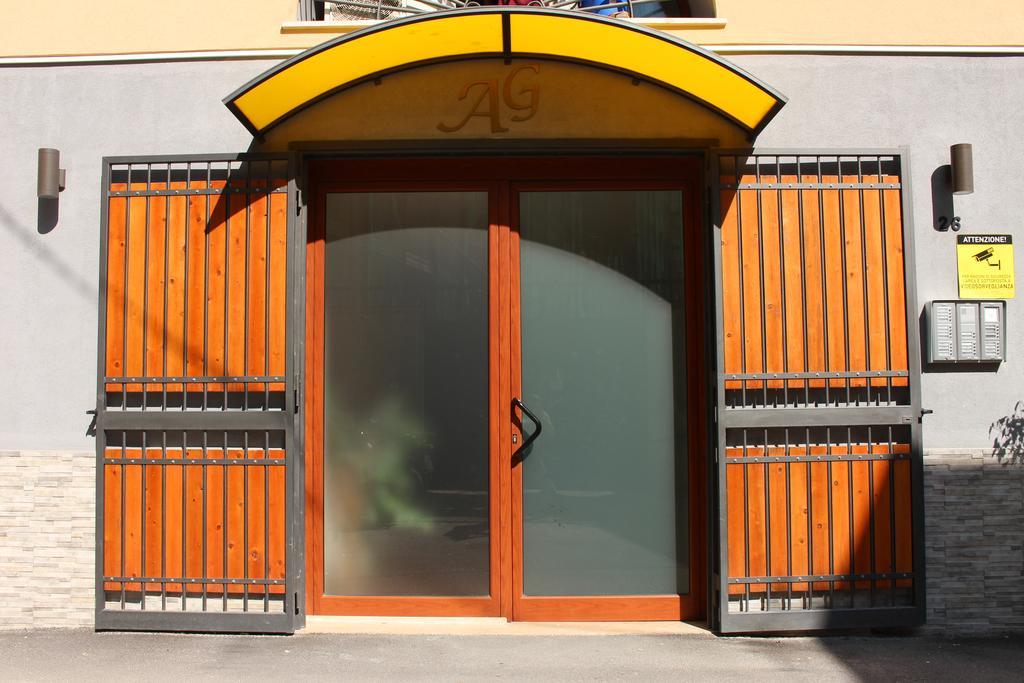 Pirtuso Del Porto Apartment Palermo Bagian luar foto