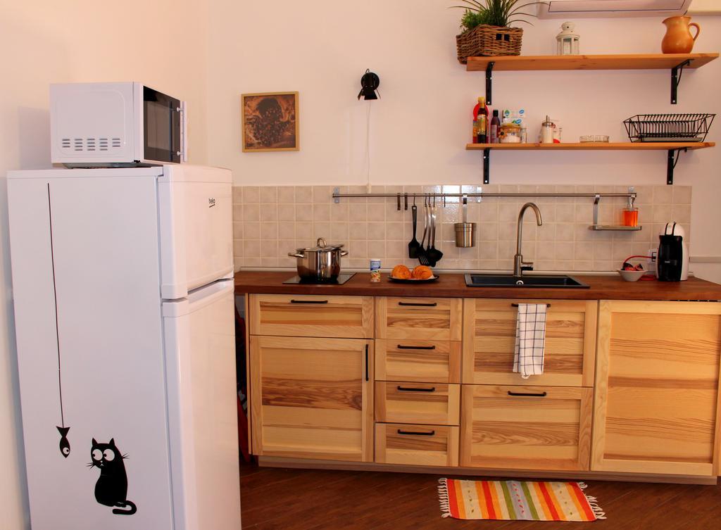 Pirtuso Del Porto Apartment Palermo Bagian luar foto