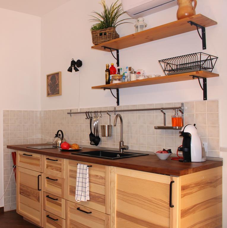Pirtuso Del Porto Apartment Palermo Bagian luar foto
