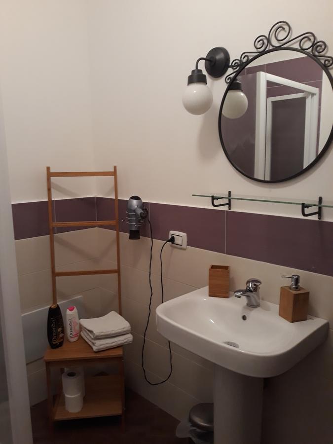 Pirtuso Del Porto Apartment Palermo Bagian luar foto
