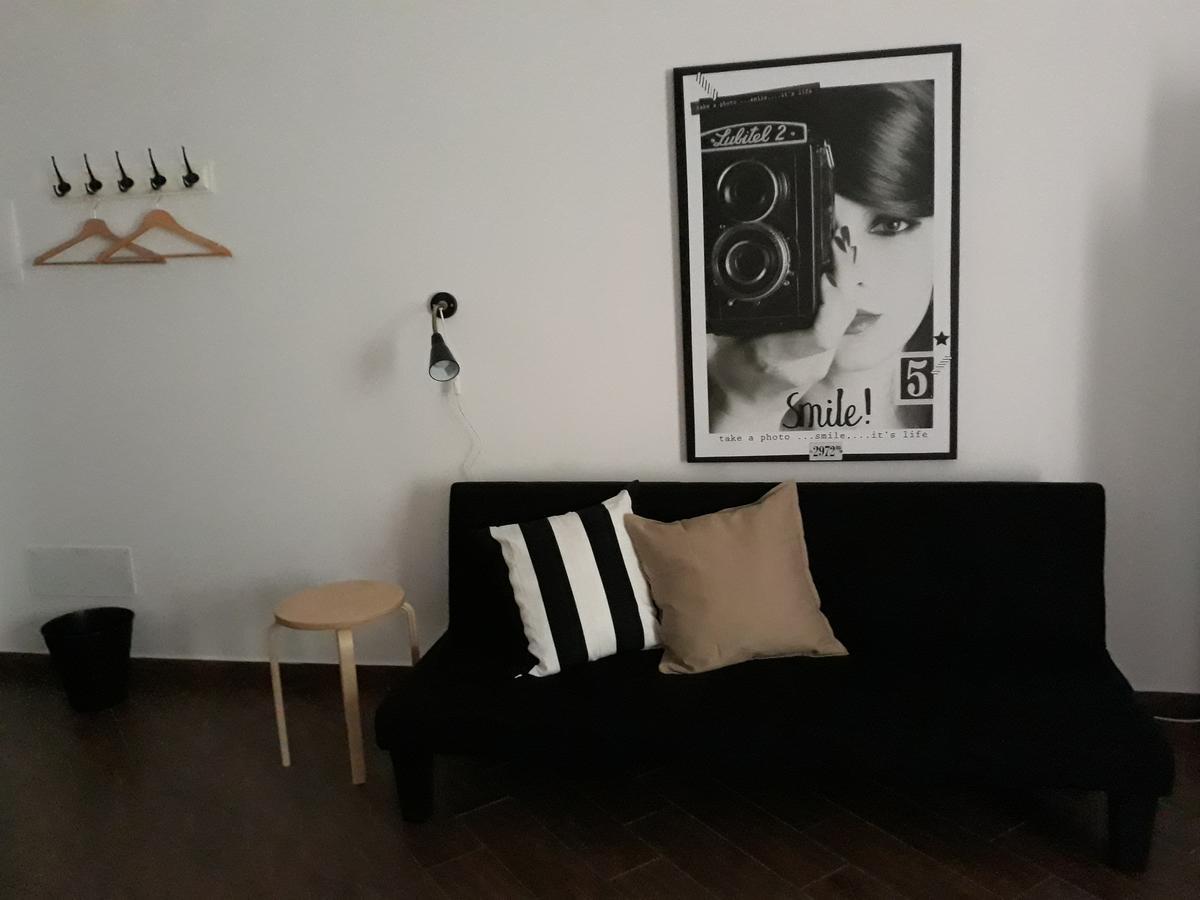 Pirtuso Del Porto Apartment Palermo Bagian luar foto
